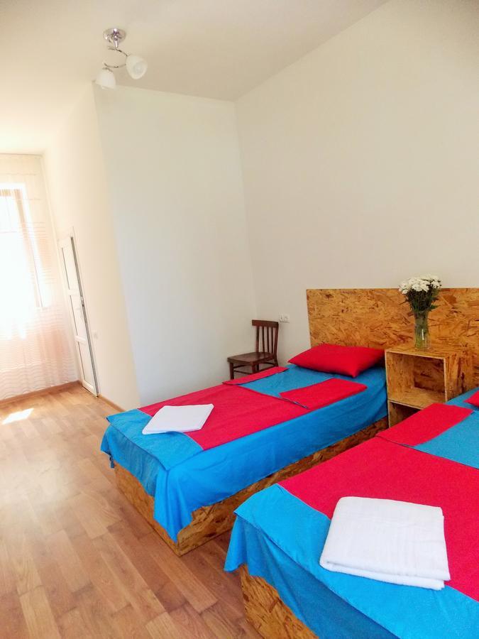 Shat Lav Hostel Γιερεβάν Εξωτερικό φωτογραφία