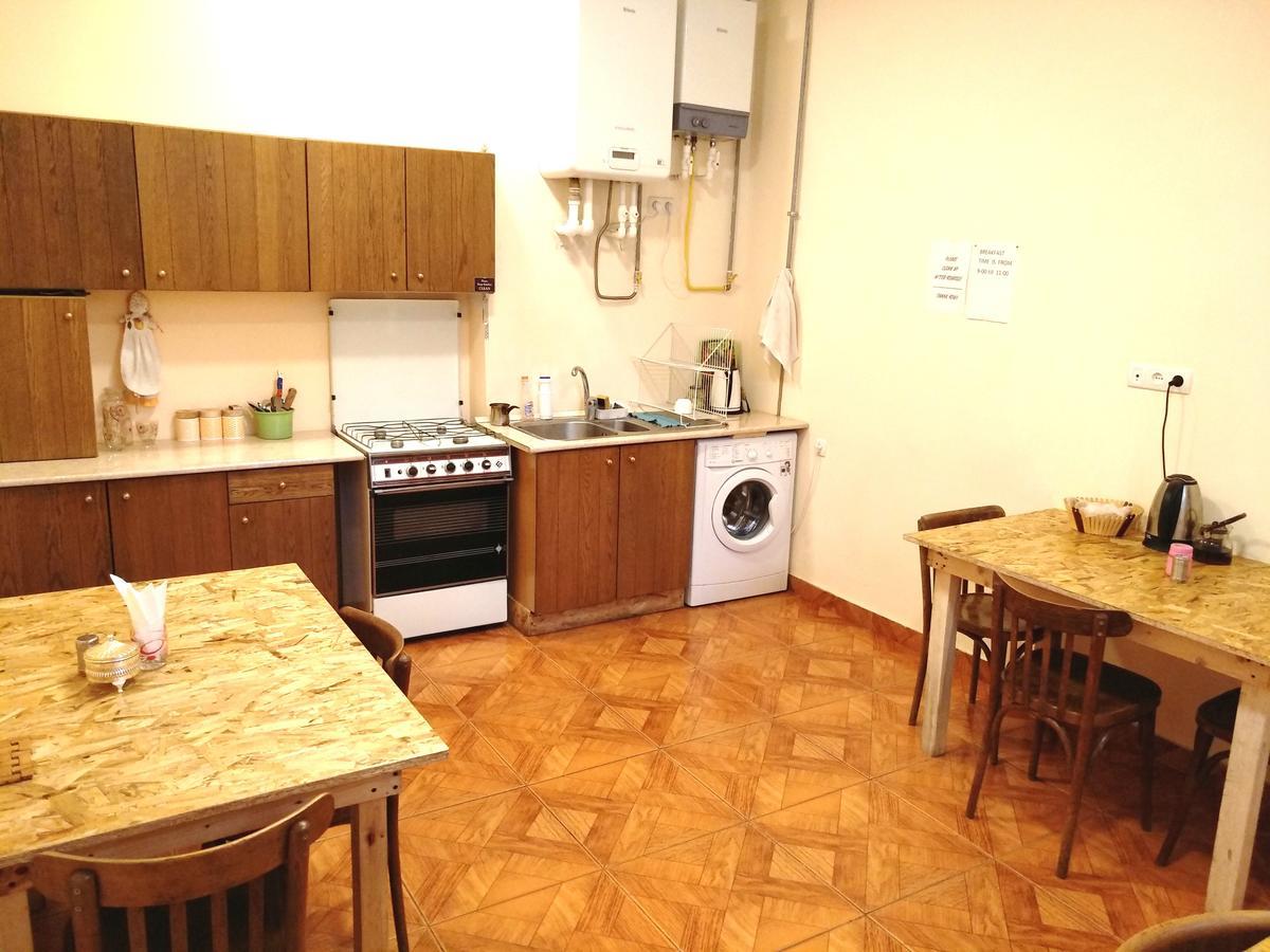 Shat Lav Hostel Γιερεβάν Εξωτερικό φωτογραφία