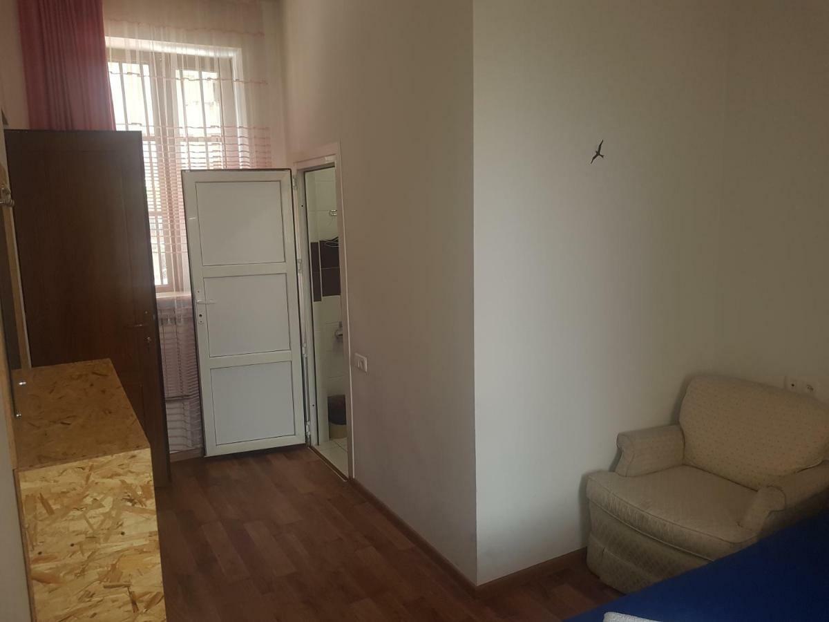 Shat Lav Hostel Γιερεβάν Εξωτερικό φωτογραφία